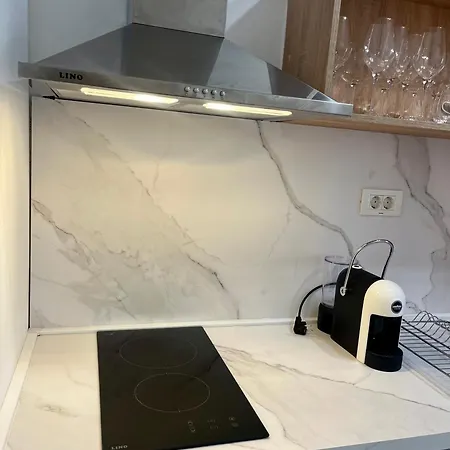 Ruby Modern Central Apartment Скопие Екстериор снимка