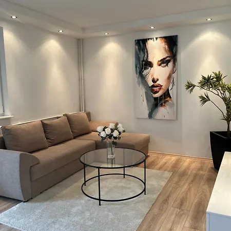 Ruby Modern Central Apartment Скопие Екстериор снимка