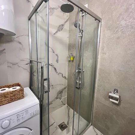 Ruby Modern Central Apartment Скопие Екстериор снимка